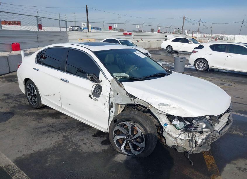 2016 Honda Accord EX-L (VIN 1HGCR2F82GA043577) main photo