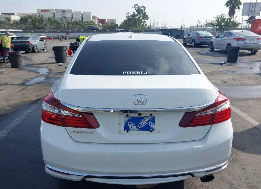 Photo 17 of 2016 Honda Accord EX-L (VIN 1HGCR2F82GA043577)