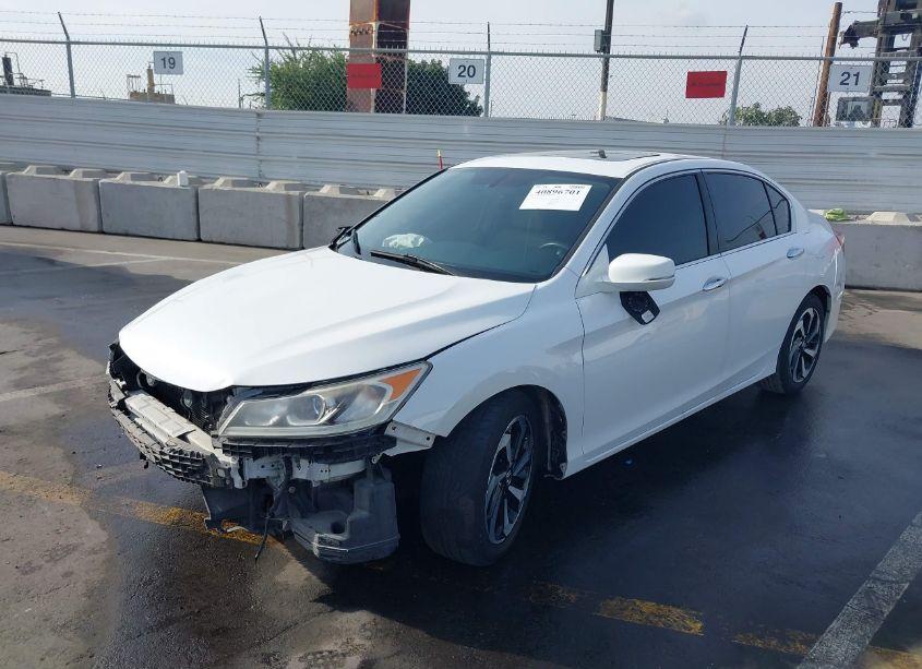 Photo 2 of 2016 Honda Accord EX-L (VIN 1HGCR2F82GA043577)
