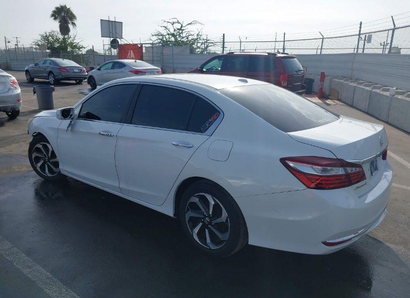 Photo 3 of 2016 Honda Accord EX-L (VIN 1HGCR2F82GA043577)