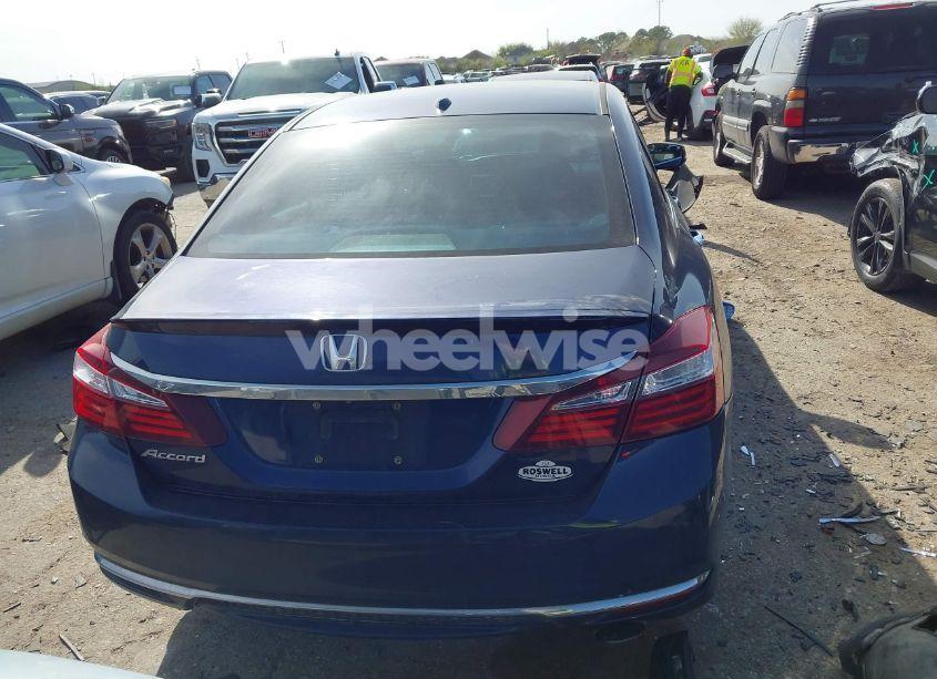 Photo 17 of 2016 Honda Accord EX-L (VIN 1HGCR2F82GA062498)