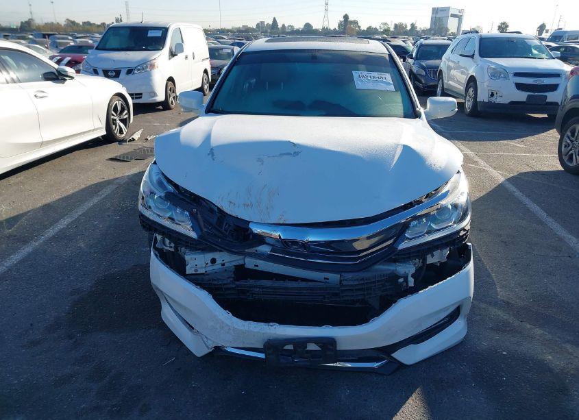 Photo 13 of 2016 Honda Accord EX-L (VIN 1HGCR2F82GA065644)