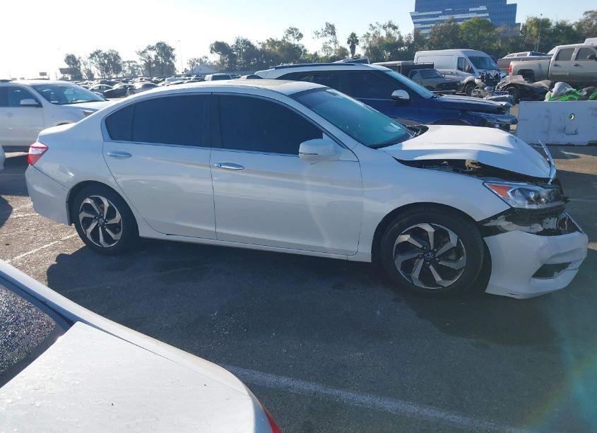 Photo 14 of 2016 Honda Accord EX-L (VIN 1HGCR2F82GA065644)