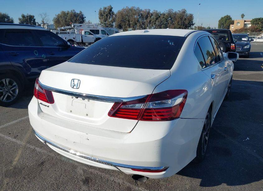 Photo 4 of 2016 Honda Accord EX-L (VIN 1HGCR2F82GA065644)