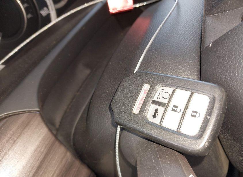 Photo 11 of 2016 Honda Accord EX-L (VIN 1HGCR2F82GA077132)