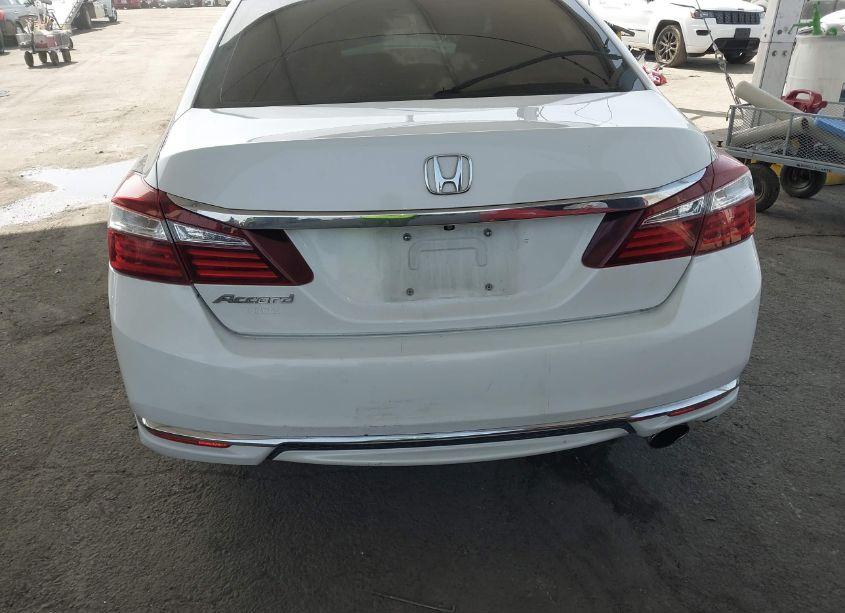 Photo 16 of 2016 Honda Accord EX-L (VIN 1HGCR2F82GA077132)