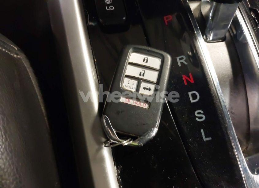 Photo 11 of 2016 Honda Accord EX-L (VIN 1HGCR2F82GA099051)