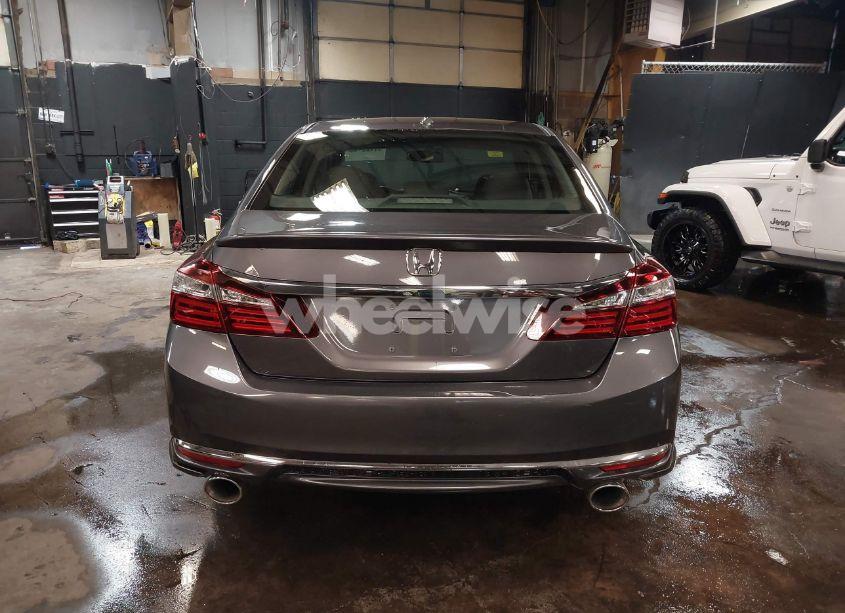 Photo 16 of 2016 Honda Accord EX-L (VIN 1HGCR2F82GA099051)