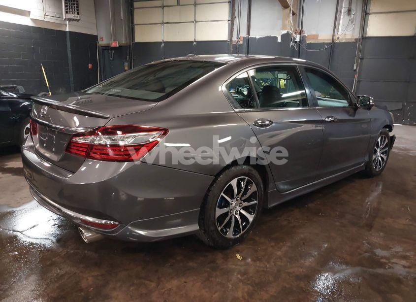 Photo 4 of 2016 Honda Accord EX-L (VIN 1HGCR2F82GA099051)