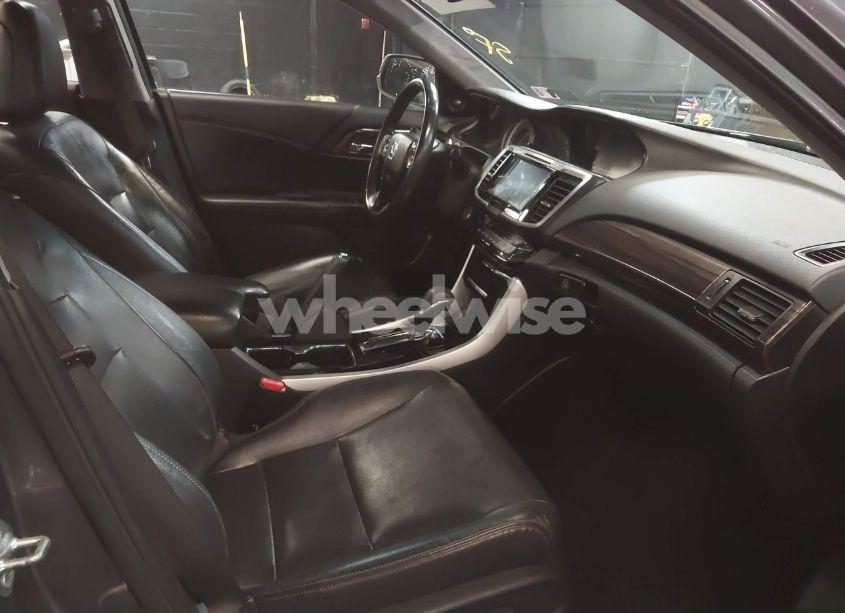 Photo 5 of 2016 Honda Accord EX-L (VIN 1HGCR2F82GA099051)