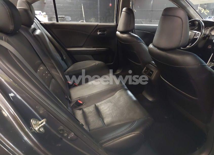 Photo 8 of 2016 Honda Accord EX-L (VIN 1HGCR2F82GA099051)