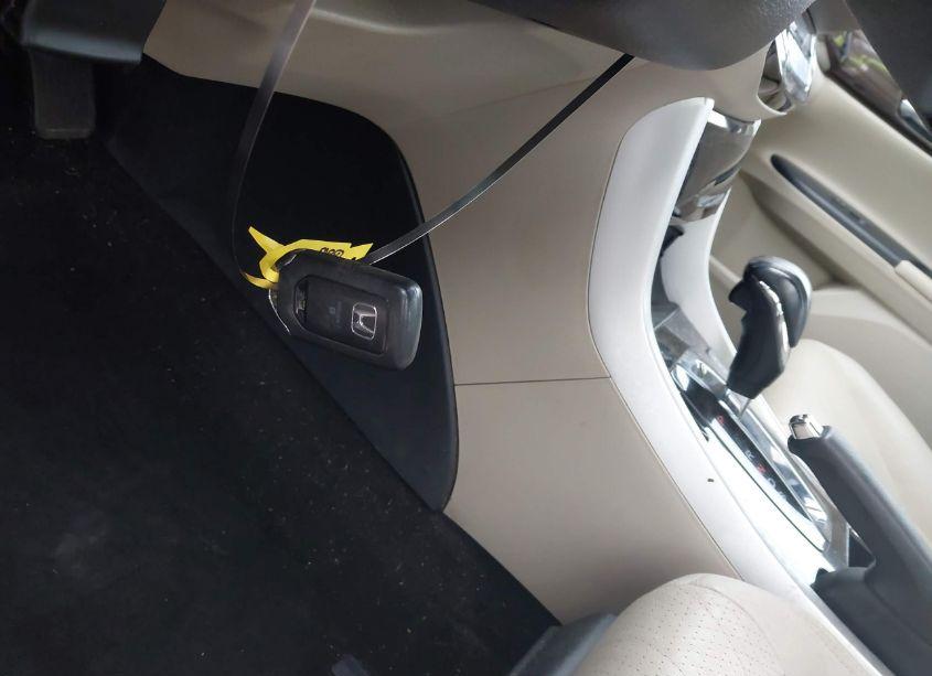 Photo 11 of 2016 Honda Accord EX-L (VIN 1HGCR2F82GA120819)