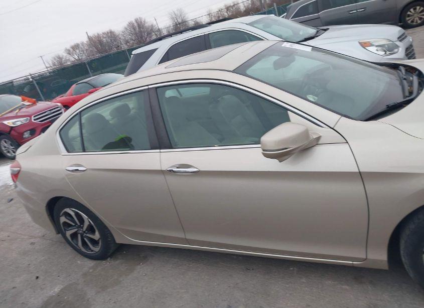 Photo 14 of 2016 Honda Accord EX-L (VIN 1HGCR2F82GA120819)