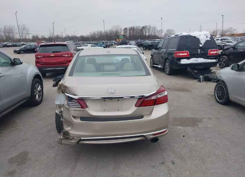 Photo 17 of 2016 Honda Accord EX-L (VIN 1HGCR2F82GA120819)