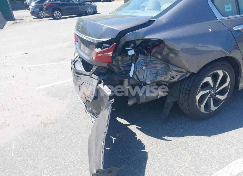 Photo 6 of 2016 Honda Accord EX-L (VIN 1HGCR2F82GA130122)