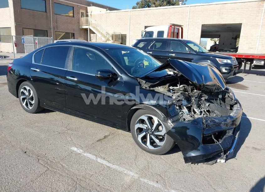 2017 Honda Accord EX-L (VIN 1HGCR2F82HA050174) main photo