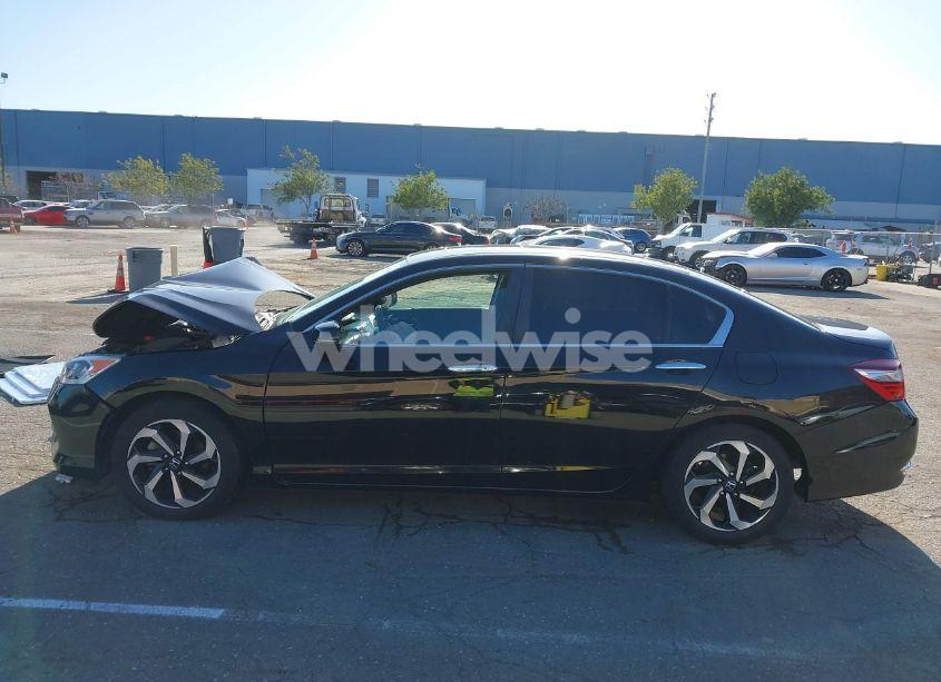 Photo 15 of 2017 Honda Accord EX-L (VIN 1HGCR2F82HA050174)