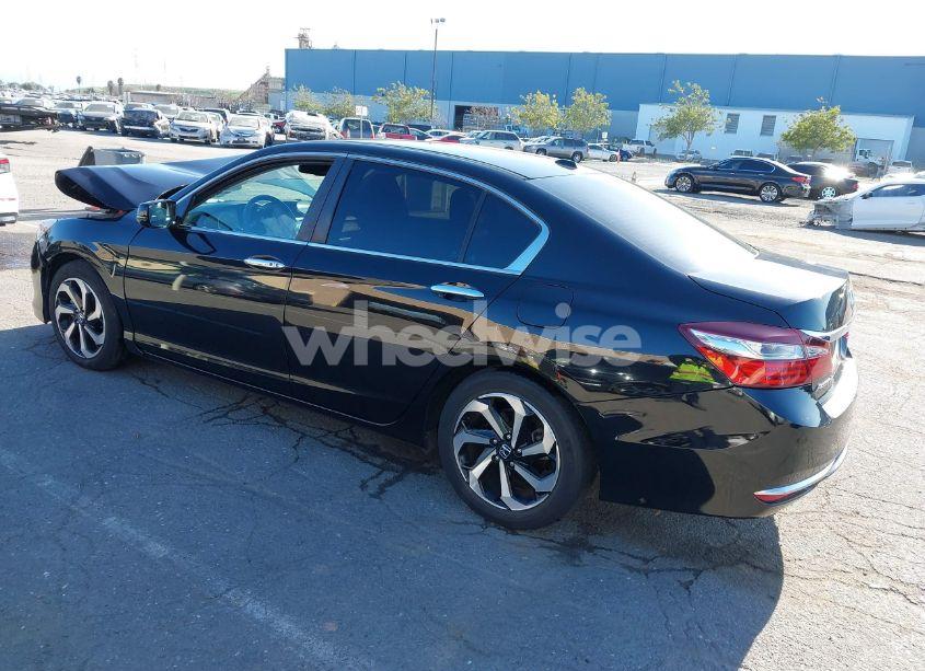 Photo 3 of 2017 Honda Accord EX-L (VIN 1HGCR2F82HA050174)