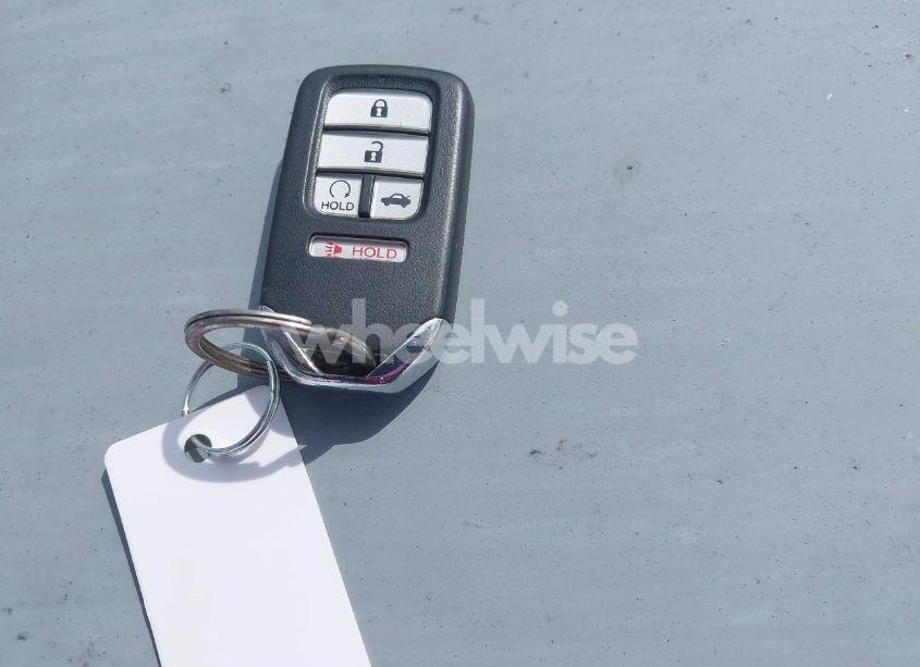 Photo 11 of 2017 Honda Accord EX-L (VIN 1HGCR2F82HA051941)