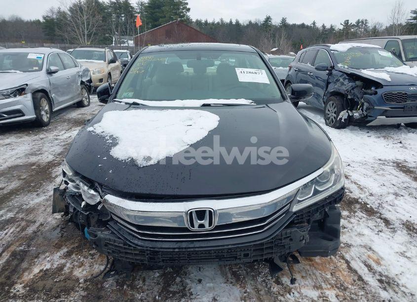 Photo 12 of 2017 Honda Accord EX-L (VIN 1HGCR2F82HA112222)