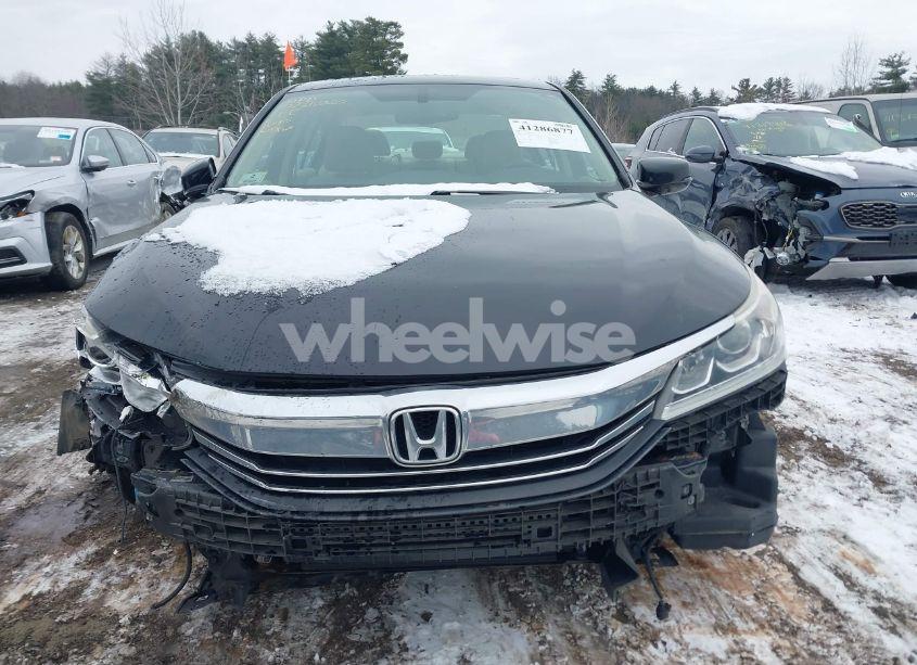 Photo 6 of 2017 Honda Accord EX-L (VIN 1HGCR2F82HA112222)