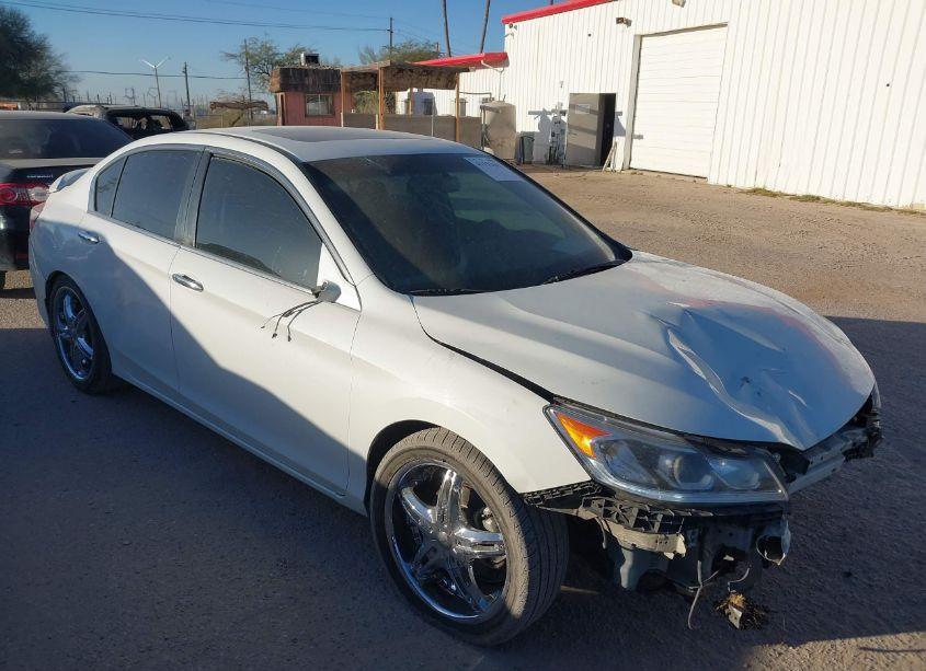 2017 Honda Accord EX-L (VIN 1HGCR2F82HA174963) main photo