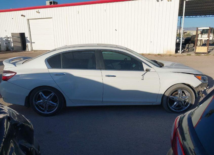 Photo 13 of 2017 Honda Accord EX-L (VIN 1HGCR2F82HA174963)