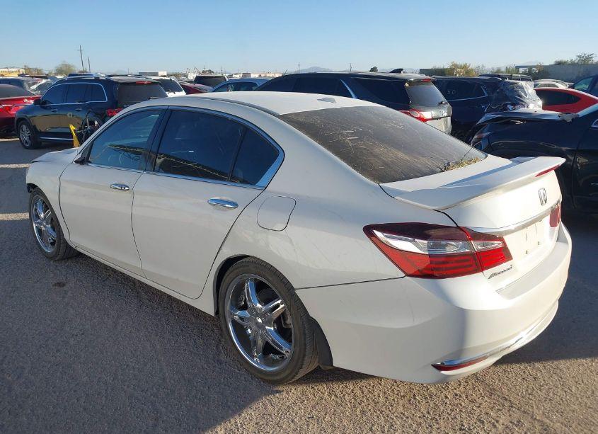 Photo 3 of 2017 Honda Accord EX-L (VIN 1HGCR2F82HA174963)