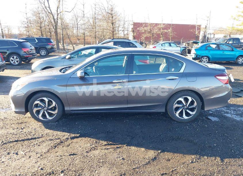 Photo 14 of 2017 Honda Accord EX-L (VIN 1HGCR2F82HA256482)