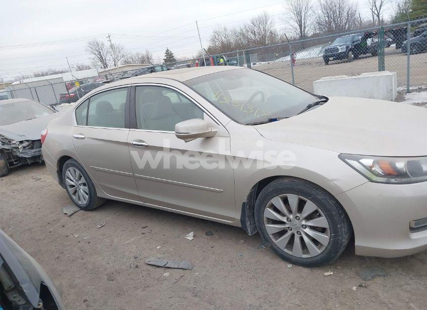 Photo 14 of 2013 Honda Accord EX-L (VIN 1HGCR2F83DA012253)