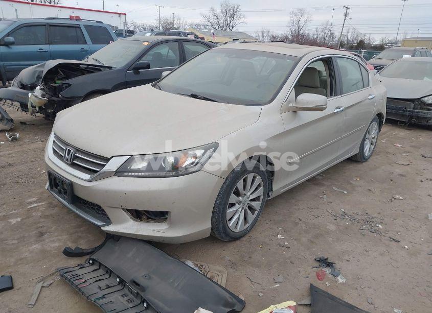 Photo 2 of 2013 Honda Accord EX-L (VIN 1HGCR2F83DA012253)