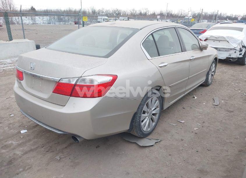 Photo 4 of 2013 Honda Accord EX-L (VIN 1HGCR2F83DA012253)
