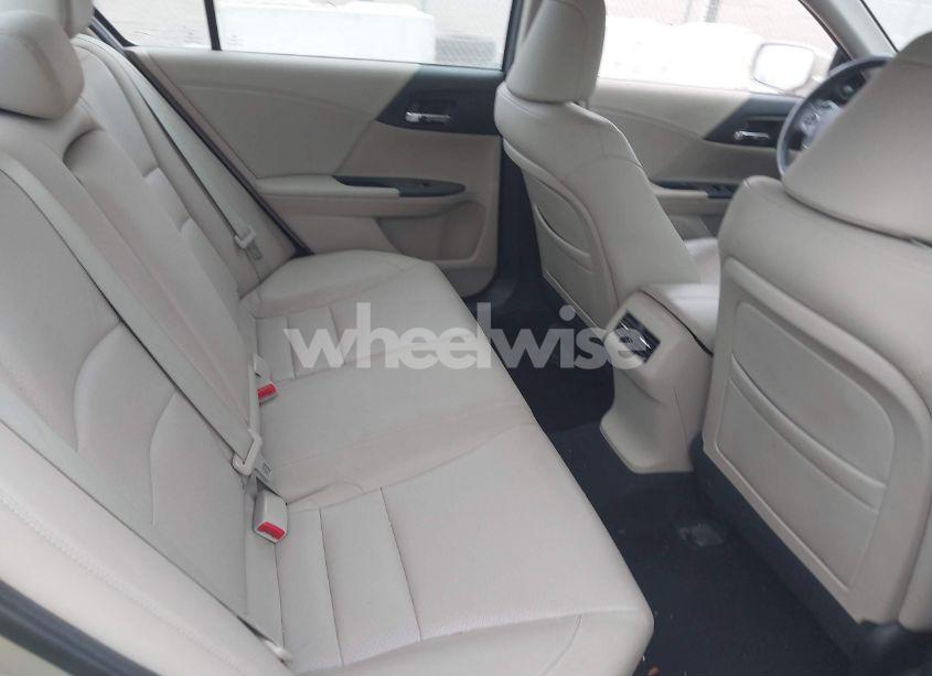 Photo 8 of 2013 Honda Accord EX-L (VIN 1HGCR2F83DA012253)