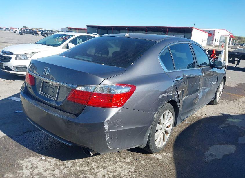 Photo 4 of 2013 Honda Accord EX-L (VIN 1HGCR2F83DA035628)