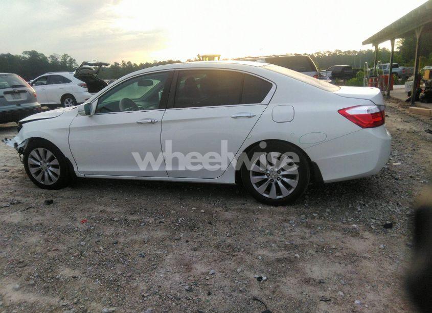 Photo 13 of 2013 Honda Accord EX-L (VIN 1HGCR2F83DA038979)