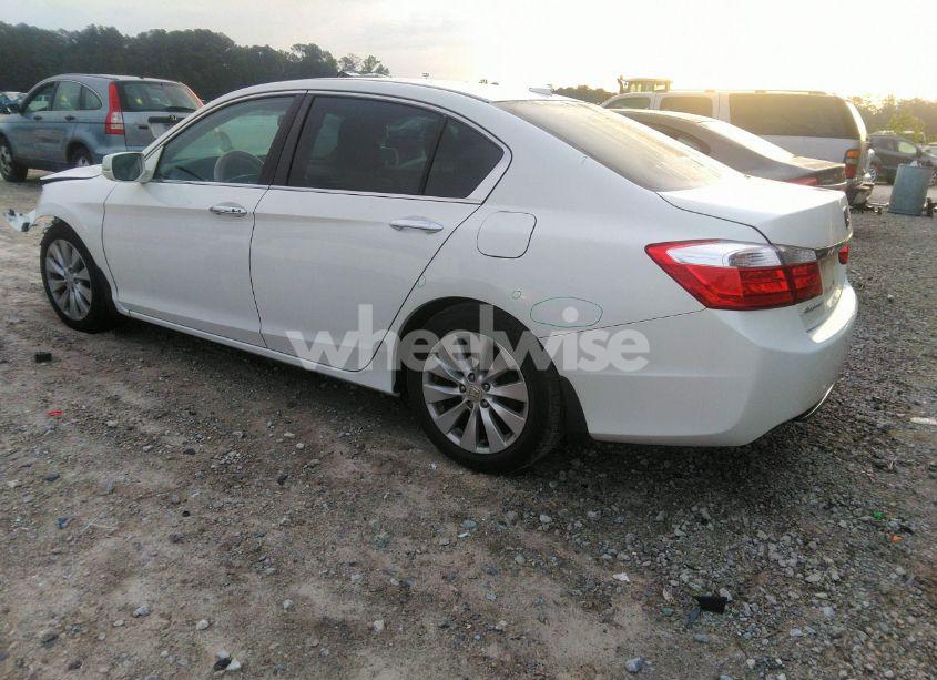 Photo 3 of 2013 Honda Accord EX-L (VIN 1HGCR2F83DA038979)