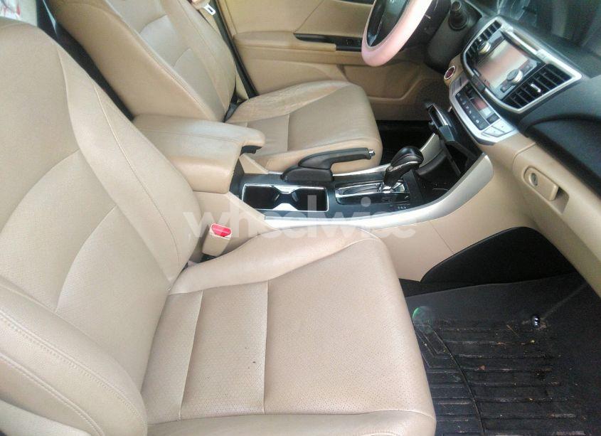 Photo 5 of 2013 Honda Accord EX-L (VIN 1HGCR2F83DA038979)