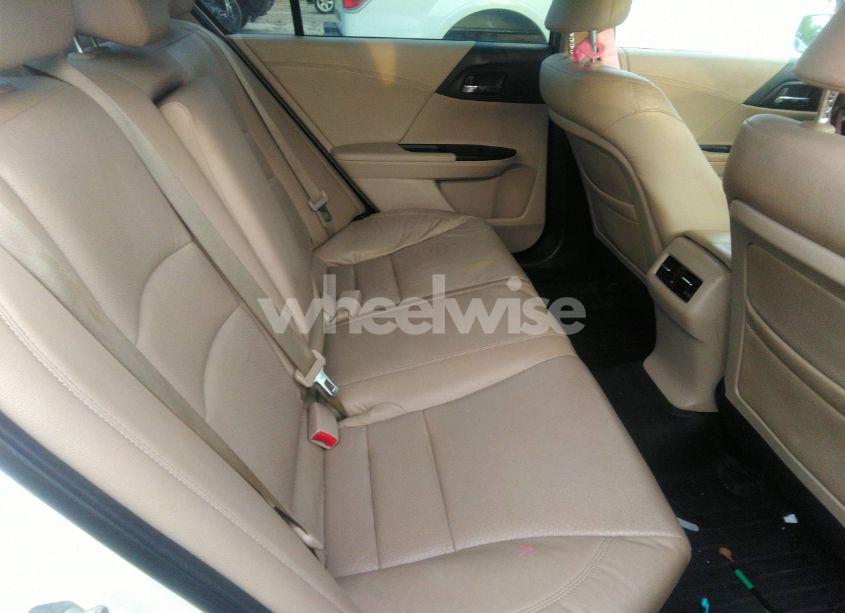 Photo 8 of 2013 Honda Accord EX-L (VIN 1HGCR2F83DA038979)