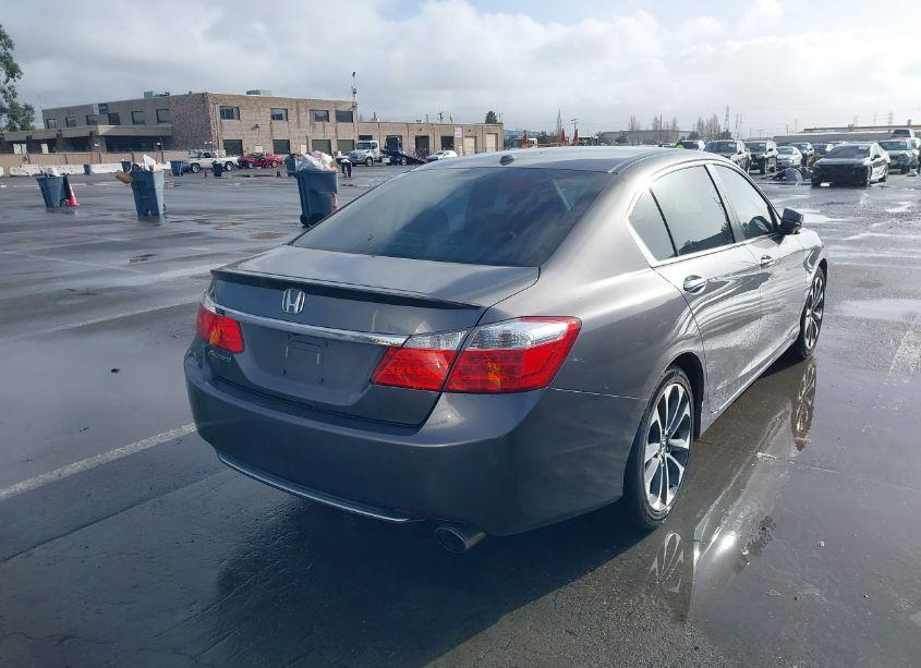 Photo 4 of 2013 Honda Accord EX-L (VIN 1HGCR2F83DA045673)