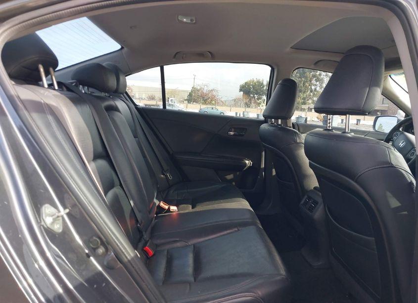 Photo 8 of 2013 Honda Accord EX-L (VIN 1HGCR2F83DA045673)