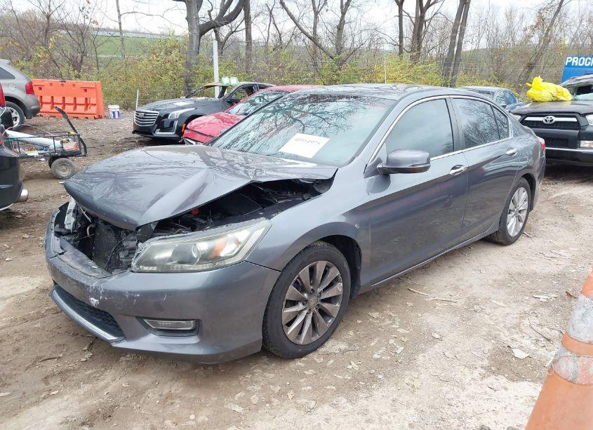 Photo 2 of 2013 Honda Accord EX-L (VIN 1HGCR2F83DA114930)