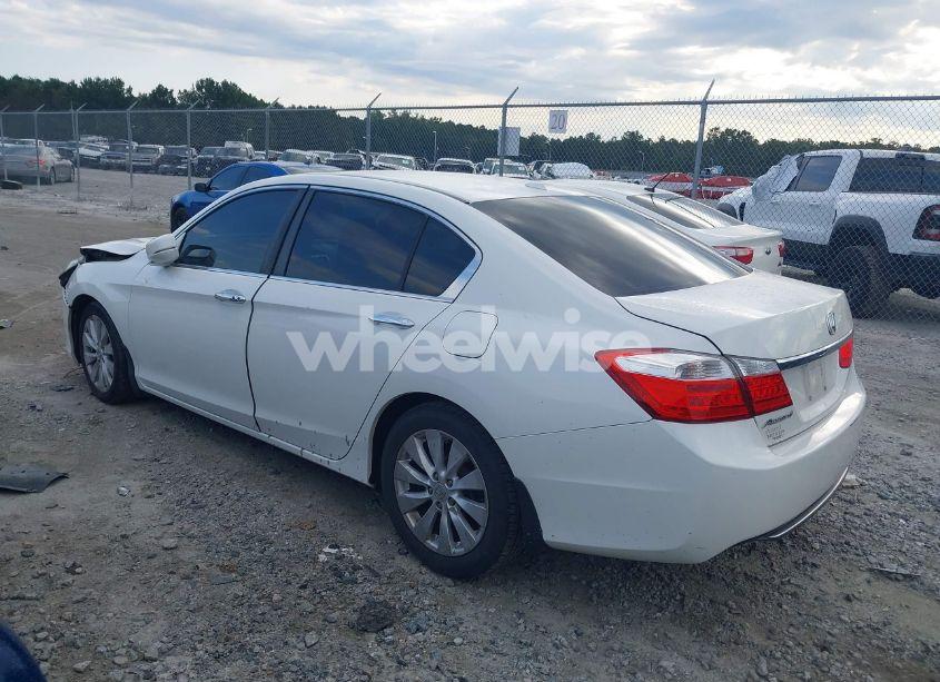 Photo 3 of 2013 Honda Accord EX-L (VIN 1HGCR2F83DA126706)