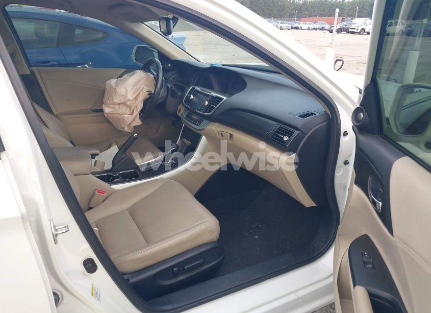 Photo 5 of 2013 Honda Accord EX-L (VIN 1HGCR2F83DA126706)