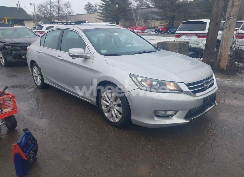 2013 Honda Accord EX-L (VIN 1HGCR2F83DA201999) main photo