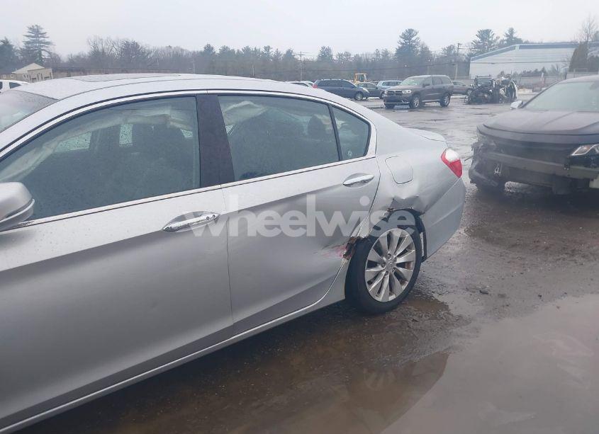 Photo 6 of 2013 Honda Accord EX-L (VIN 1HGCR2F83DA201999)