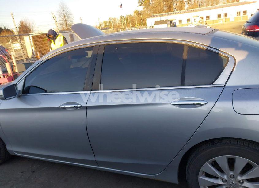 Photo 14 of 2013 Honda Accord EX-L (VIN 1HGCR2F83DA210203)