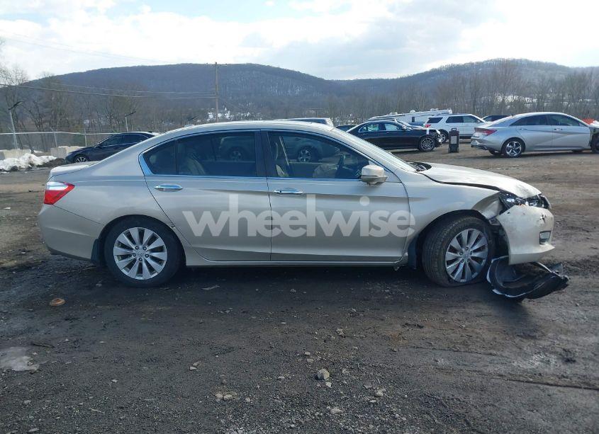 Photo 13 of 2013 Honda Accord EX-L (VIN 1HGCR2F83DA211951)