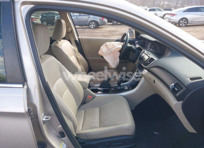 Photo 5 of 2013 Honda Accord EX-L (VIN 1HGCR2F83DA211951)