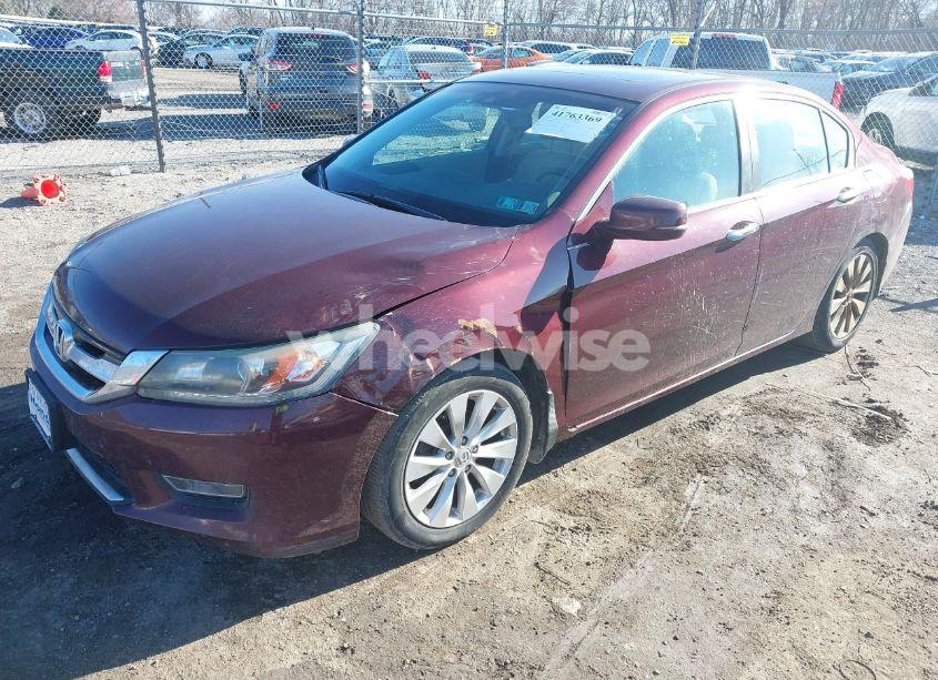 Photo 2 of 2013 Honda Accord EX-L (VIN 1HGCR2F83DA227907)
