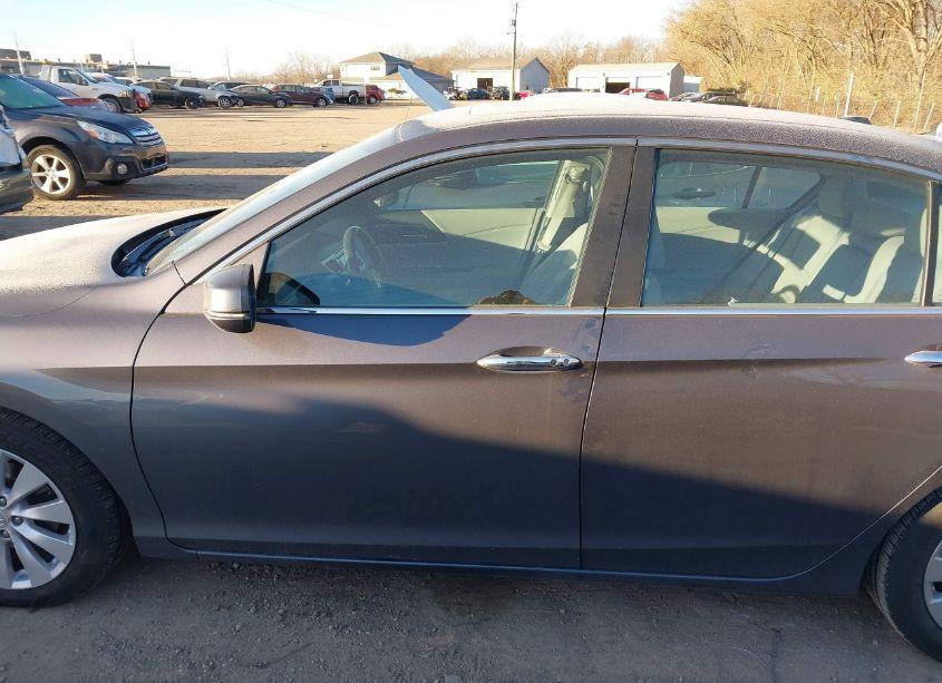 Photo 15 of 2014 Honda Accord EX-L (VIN 1HGCR2F83EA012528)